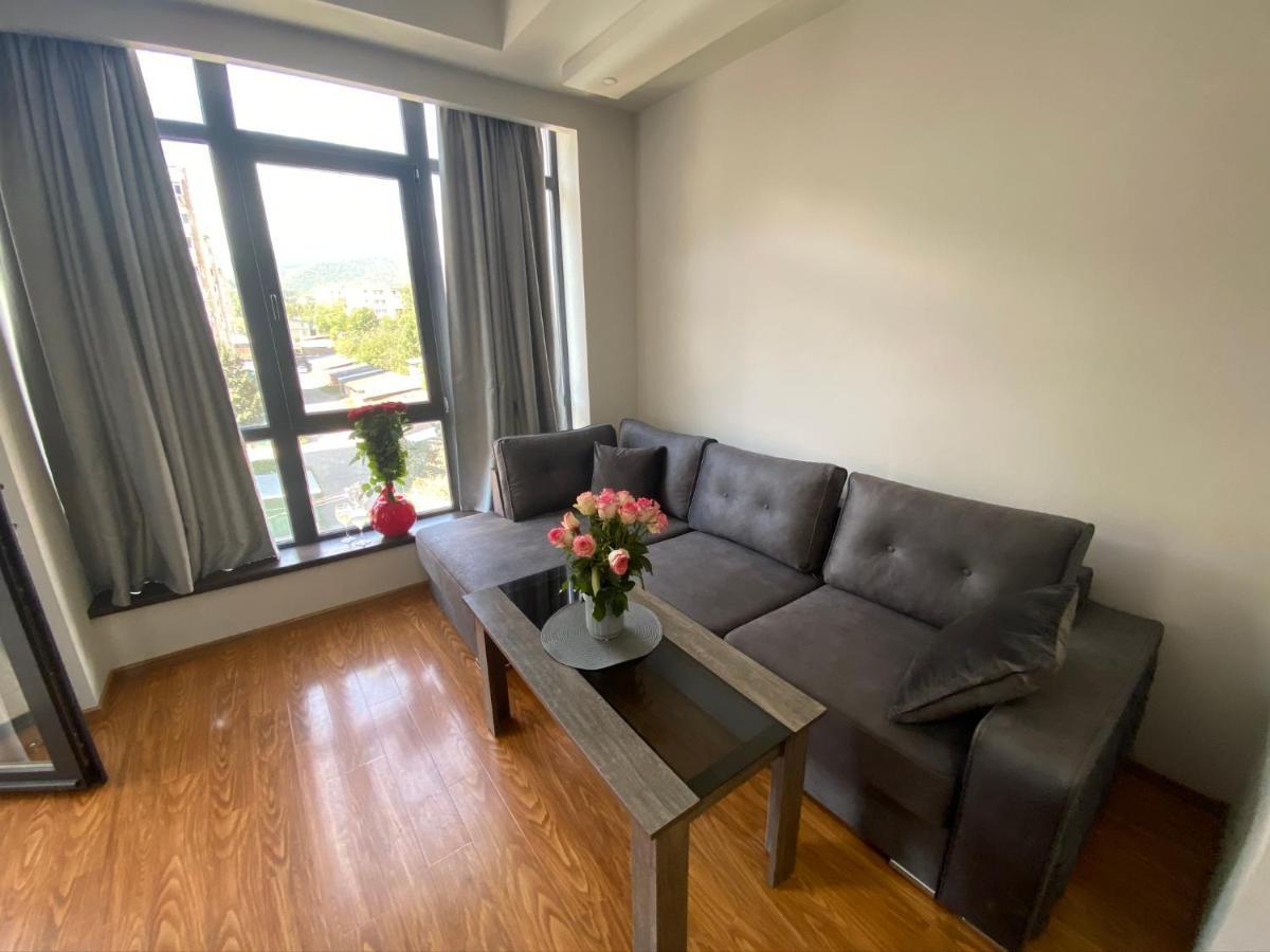 Sunny Apartment Dilijan Exteriör bild